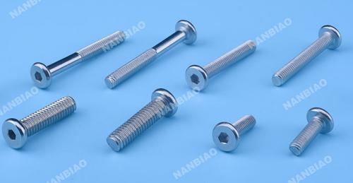 自攻螺钉与普通的螺丝钉有什么区别？