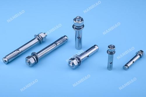 非标螺丝与常用防松结构连接松动的原因。